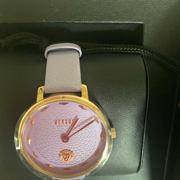 Versus by Versace watch - Picture 2 of 5